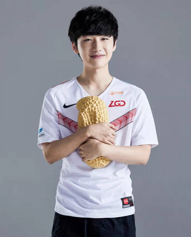 团队配合中 团队配合中